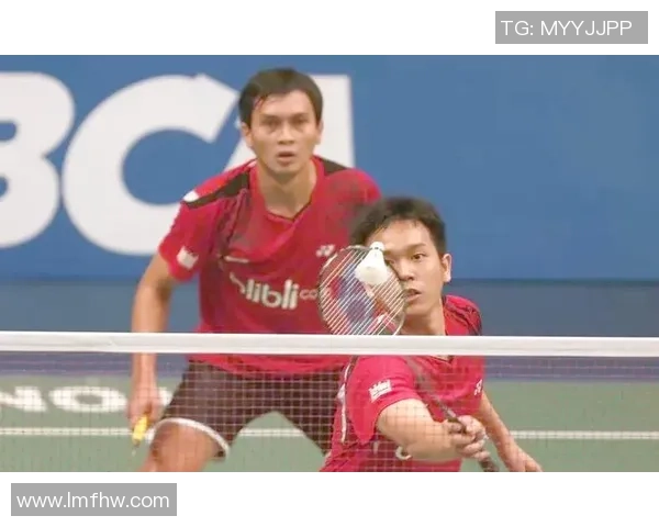 武汉羽毛球队防守策略揭秘：深度解析羽毛球技术与战术的完美结合